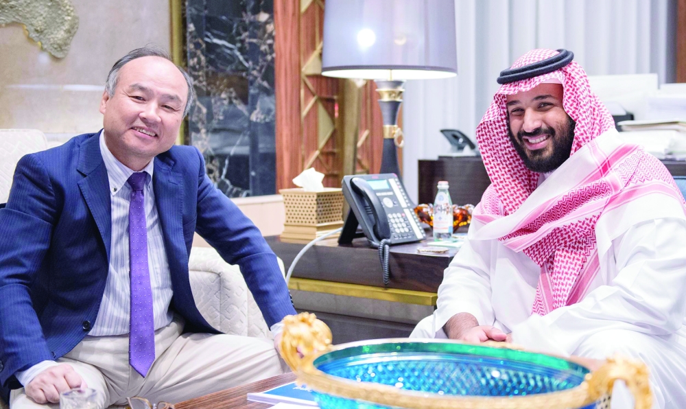 الأمير محمد بن سلمان يلتقي ماسايوشي سون لتعزيز الشراكة وفق «رؤية 2030»