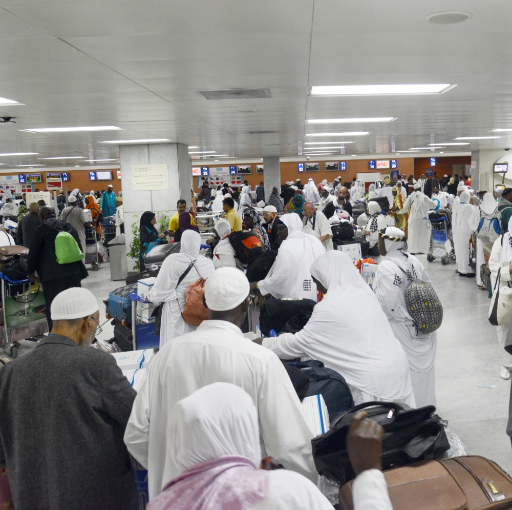 مطار الملك عبد العزيز في جدة يشهد ازديادا سنويا في عدد الرحلات. (تصوير: ناصر محسن)