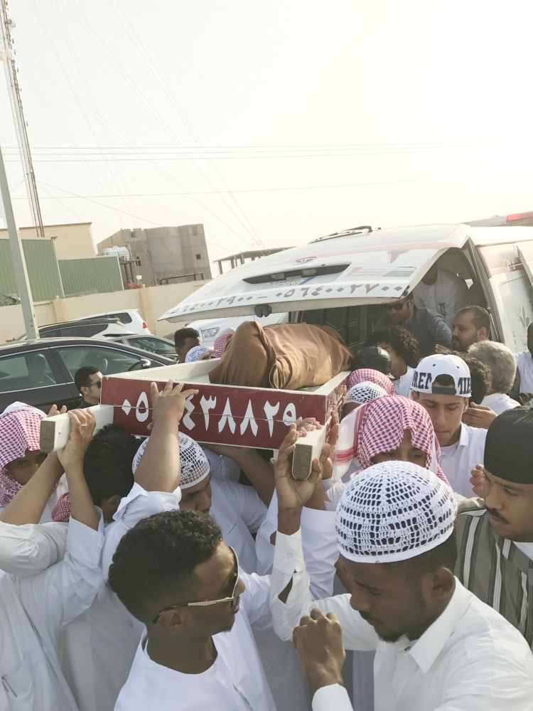 تشييع جثمان اللاعب وسام عسيري. (تصوير: ناصر محسن naser_al7aj@)