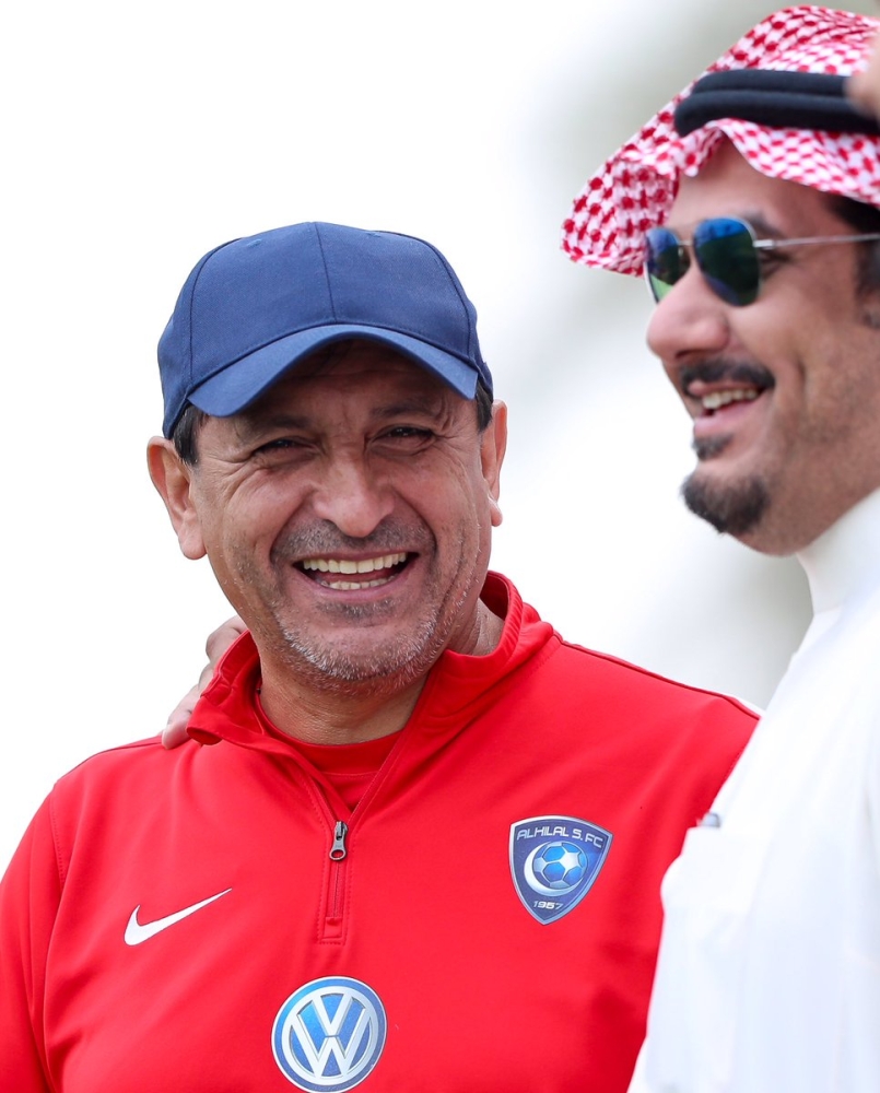 مدرب الهلال دياز