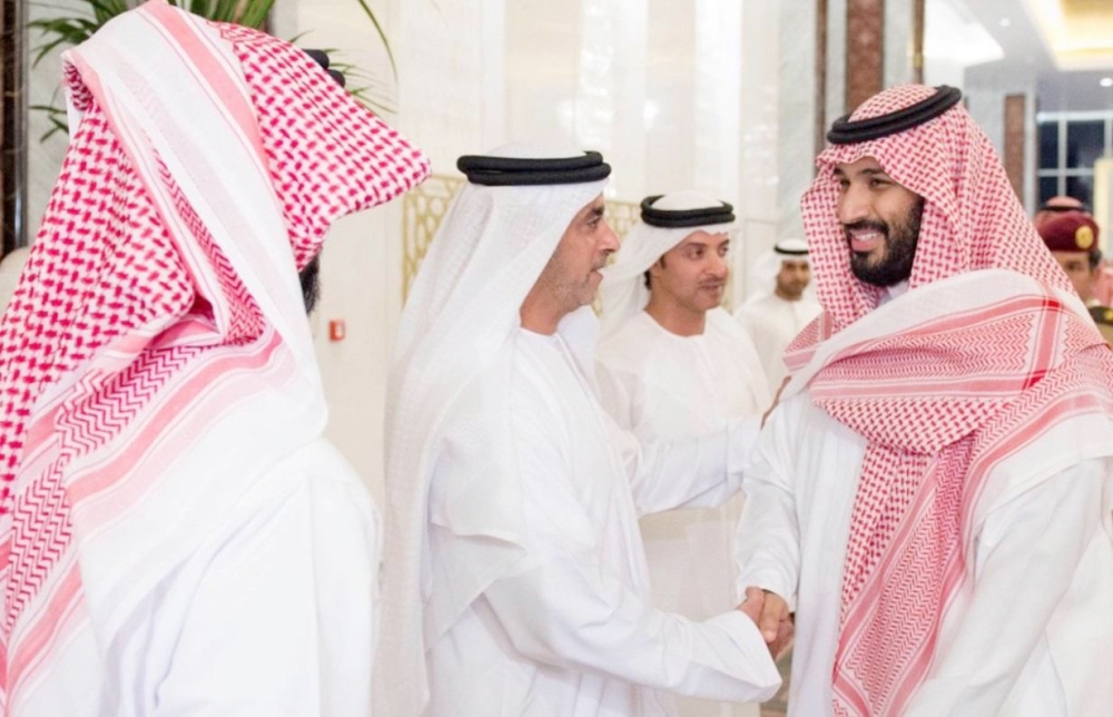 الأمير محمد بن سلمان والشيخ منصور بن زايد في انطلاق المرحلة الأولى من خلوة العزم بالإمارات.