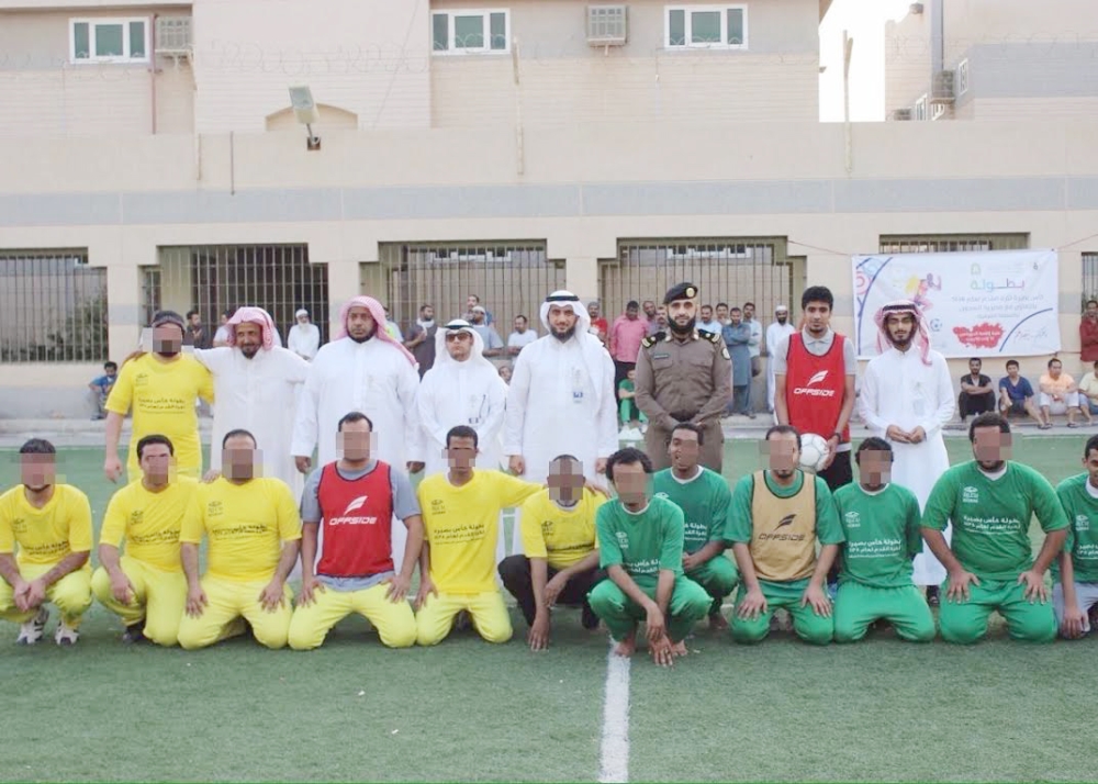 المشاركون في الدوري الرياضي. (عكاظ)