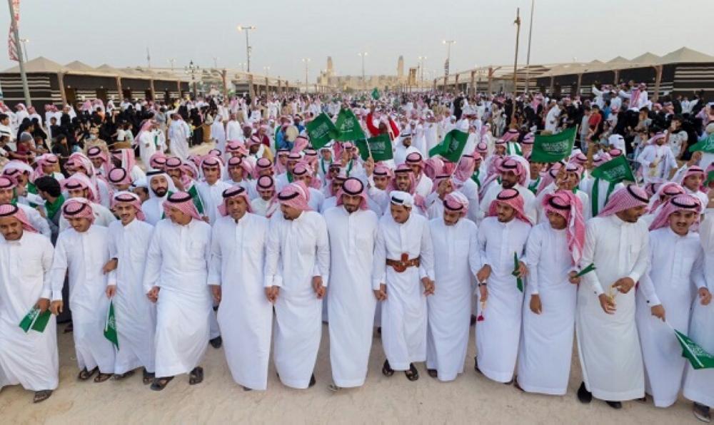 يزيد عدد الشباب السعوديين (ذكور وإناث) عن 70% من إجمالي سكان المملكة