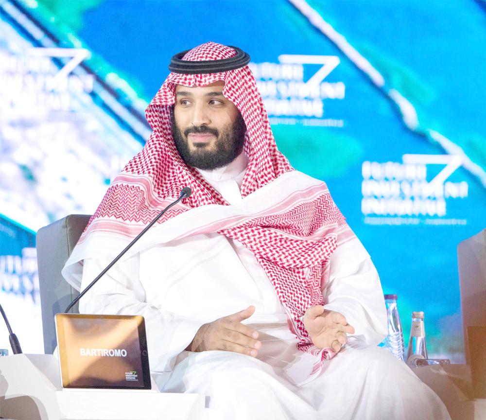 الأمير محمد بن سلمان خلال حديثه في منتدى مبادرة مستقبل الاستثمار في الرياض أمس. (رويترز)
