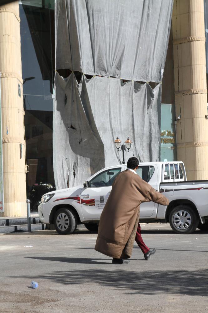 تغطية الموقع المتضرر في المطعم