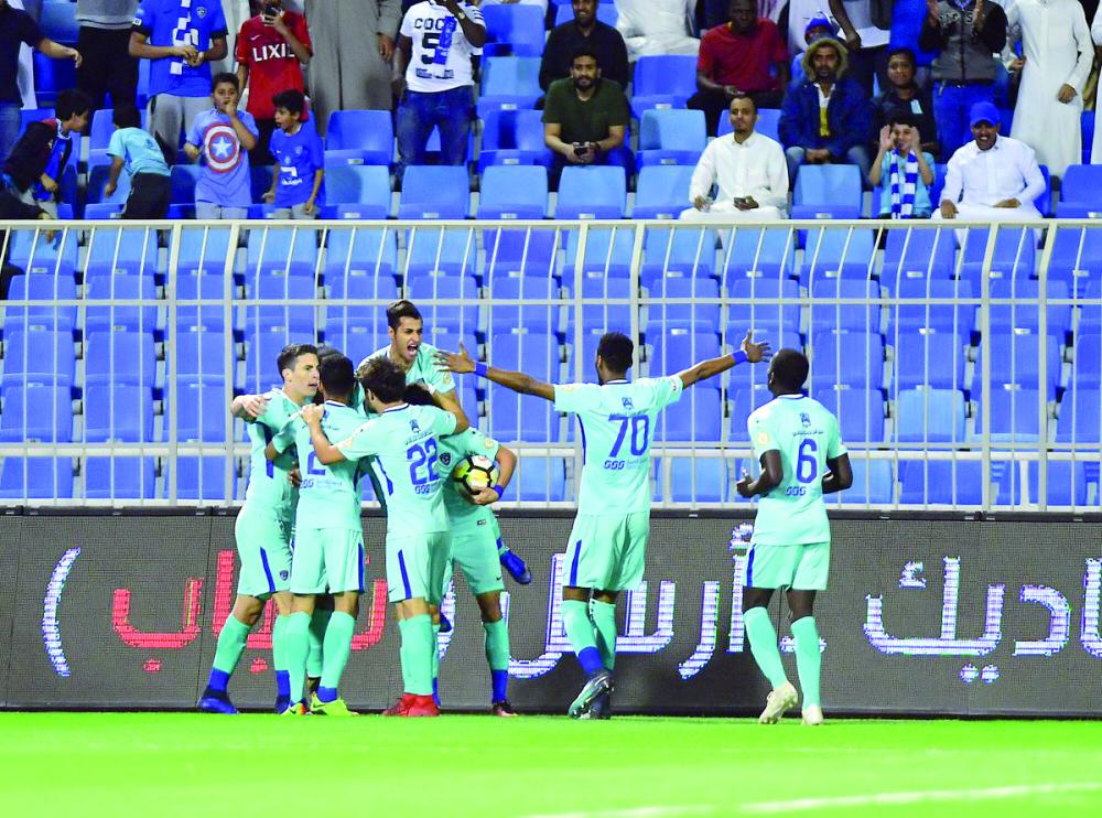 



فرحة جماعية سابقة للاعبي الهلال. (عكاظ)