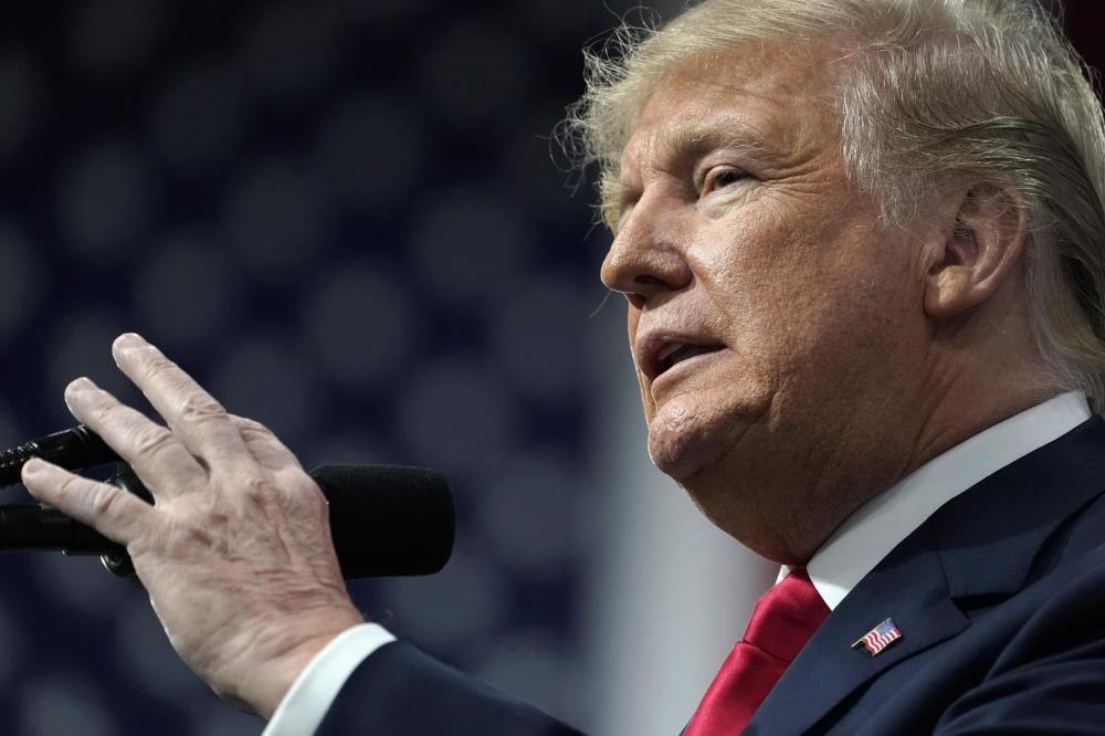 U.S. President Donald Trump speaks in support of Republican congressional candidate Rick Sacconne during a Make America Great Again rally in Moon Township, Pennsylvania, U.S., March 10, 2018. REUTERS/Joshua Roberts