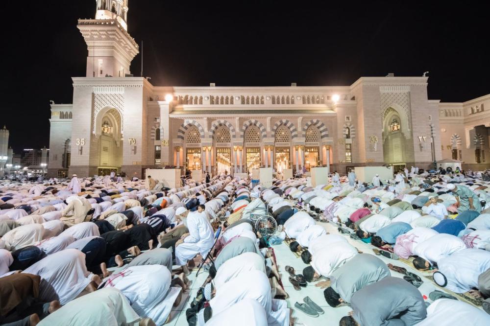 جانب من صلاة التراويح وليلة الختم في المسجد النبوي. تصوير: أحمد القحطاني