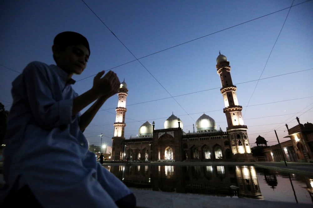 صور | مظاهر عيد الفطر من بلدن حول العالم