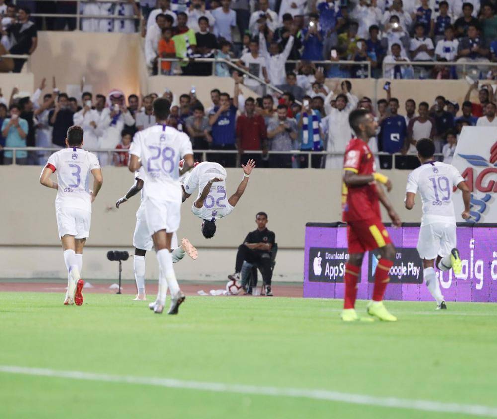 



الهلال حقق الفوز في جميع مبارياته السابقة في الدوري.