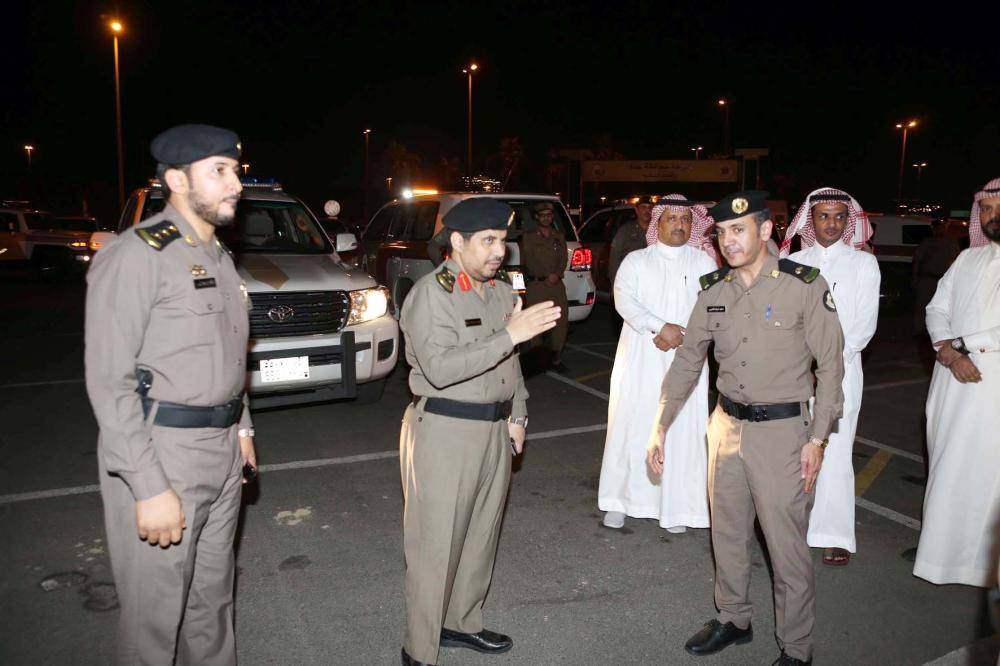 



مدير شرطة جدة يشدد على حسن التعامل مع المخالفين وتنفيذ العمل الأمني باحترافية.