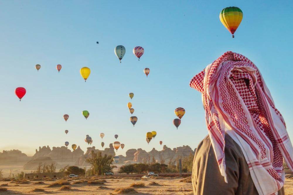 



لحظة التحليق الحر بالمناطيد في العلا ضمن فعاليات شتاء طنطورة أخيراً.