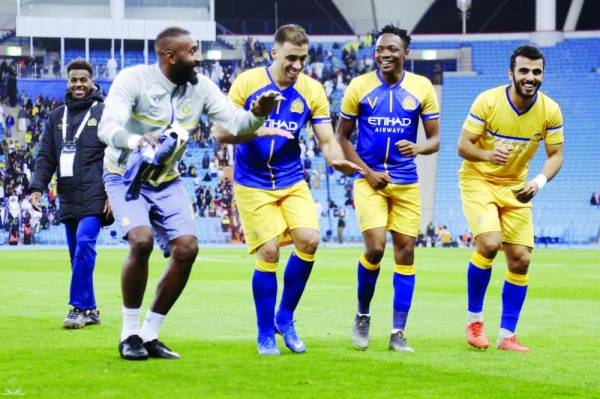 



هل يتوج النصر بلقب الدوري؟