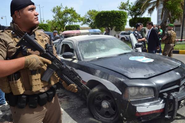 Lebanese military personnel secures the scene where a militant attacked a security forces patrol on Monday night, in Lebanon's northern city of Tripoli, Lebanon June 4, 2019. REUTERS/Omar Ibrahim