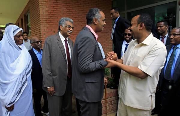 Ethiopian Prime Minister Abiy Ahmed arrives to meet members of Sudan's opposition alliance to mediate in the political crisis that has followed the overthrow of President Omar al-Bashir at the Ethiopian Embassy in Khartoum, Sudan June 7, 2019. REUTERS/Mohamed Nureldin Abdallah