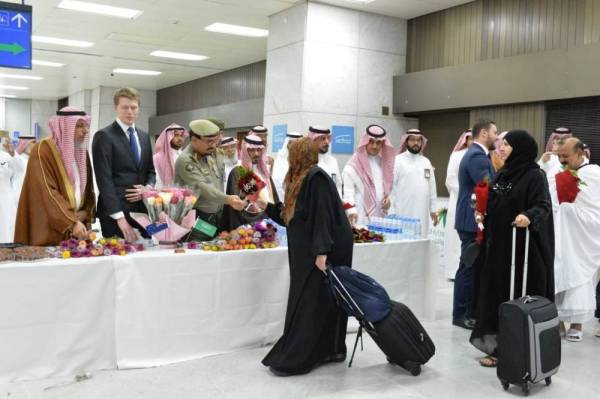 



استقبال بالورود لأسر ذوي ضحايا حادثة نيوزيلندا.