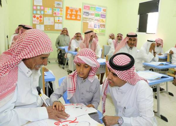 



خطط لخفض نسبة الأمية في المملكة.