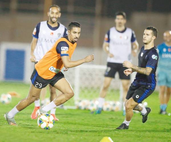 



جانب من تدريبات فريق الهلال.