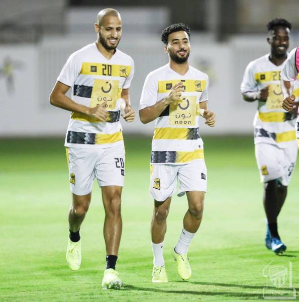 



 جانب من تدريبات الاتحاد.