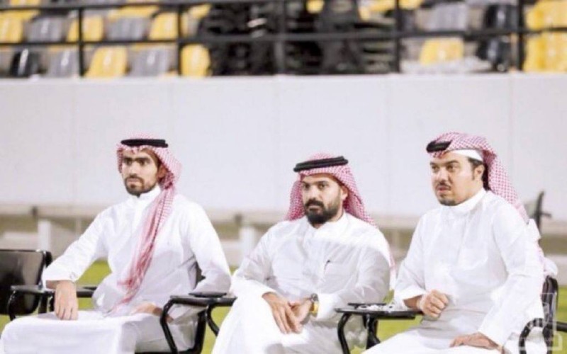 



إدارة الإتحاد مطالبة بالرحيل.