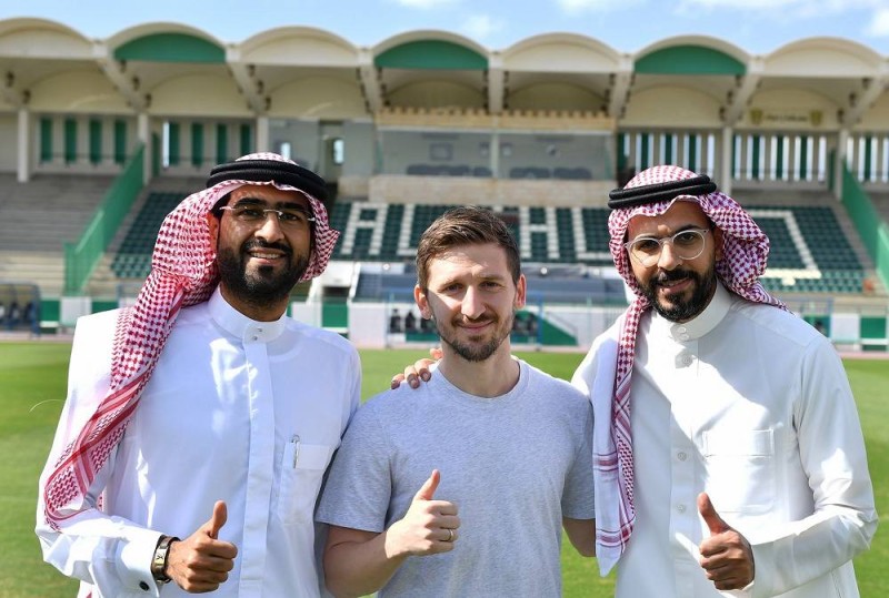 اللاعب ماركو مارين مع رئيس النادي