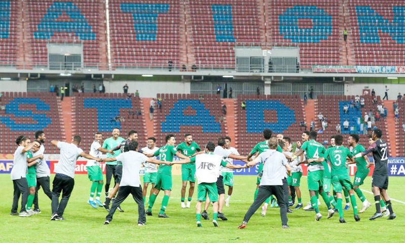 



 فرحة لاعبي المنتخب السعودي الأولمبي بالتأهل للمباراة النهائية لكأس آسيا والوصول لأولمبياد طوكيو 2020.