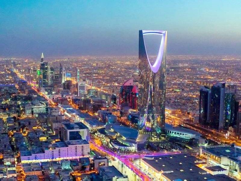 المملكة تستبق تحذيرات نهاية «ثروات النفط» بإصلاحات 2030 - أخبار السعودية   صحيفة عكاظ