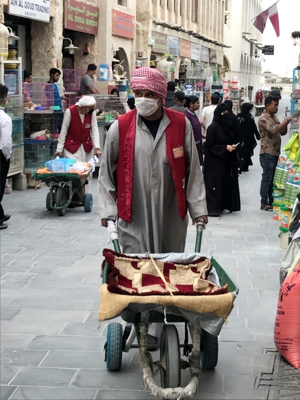 قطر تحولت إلى بيئة فاسدة للعمل. 