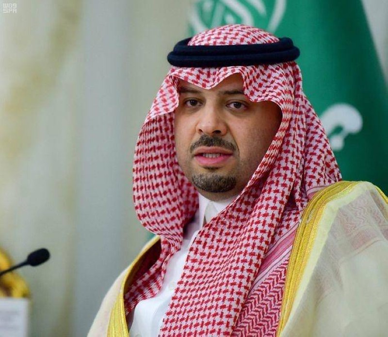 الأمير فيصل بن خالد بن سلطان.