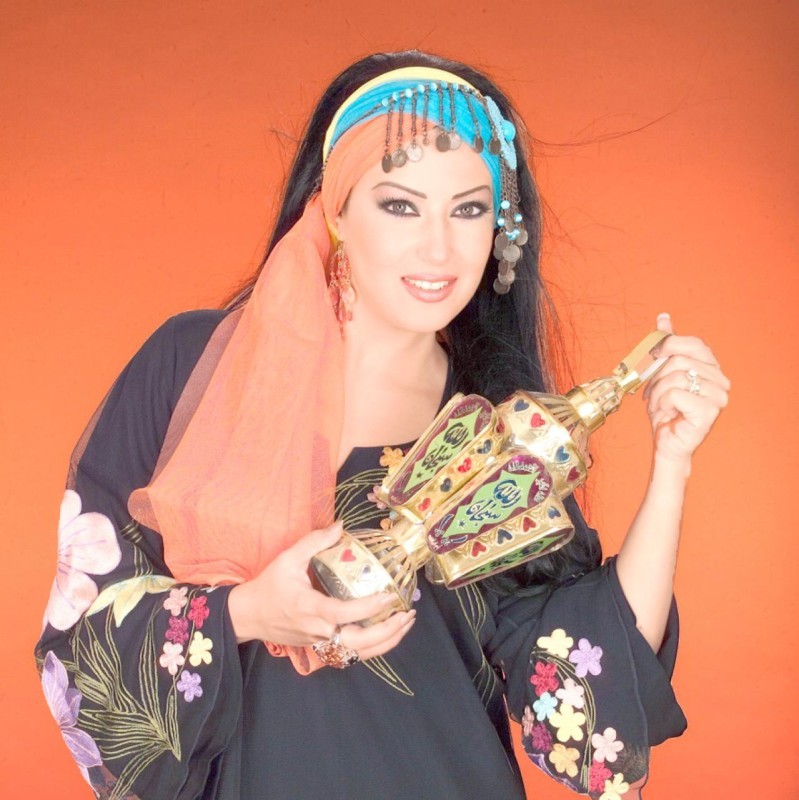 



سمية الخشاب