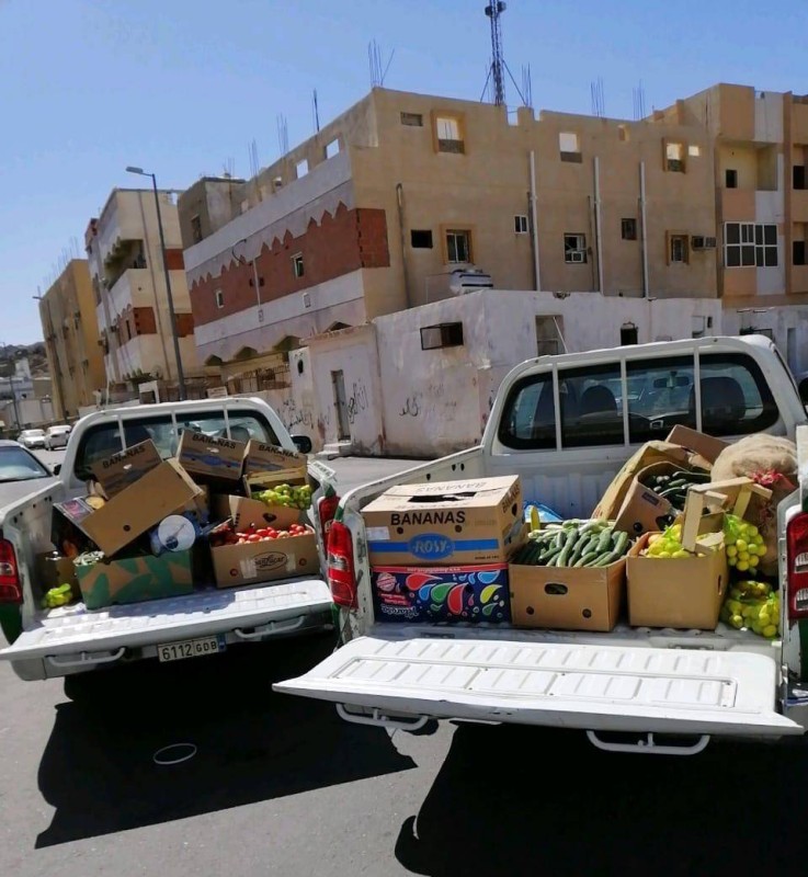 مصادرة خضراوات وفواكة من الباعة الجائلين.