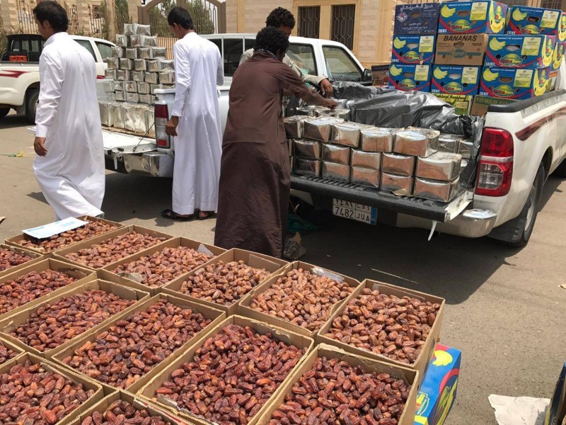 إنتاج غزيز للتمور رغم شح المياه.