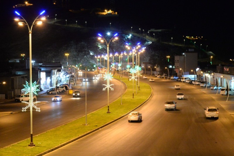 



تنفيذ 116 مشروعاً حيوياً في منطقة نجران.