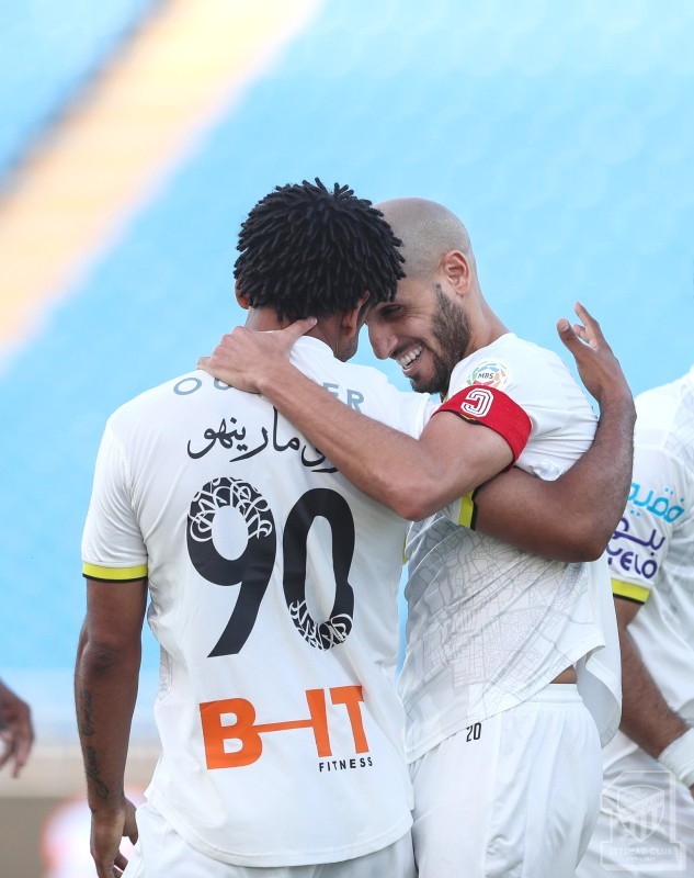 



فرحة لاعب الاتحاد رومارينهو لم تكتمل.