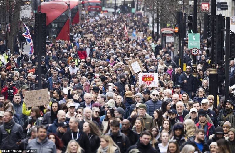 UK Protests 21 March 2021 Thousands walk past busses in central London