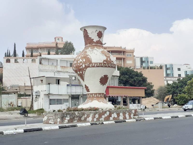 



الكثير من المجسمات الجمالية بحاجة للتطوير. (تصوير: المحرر)