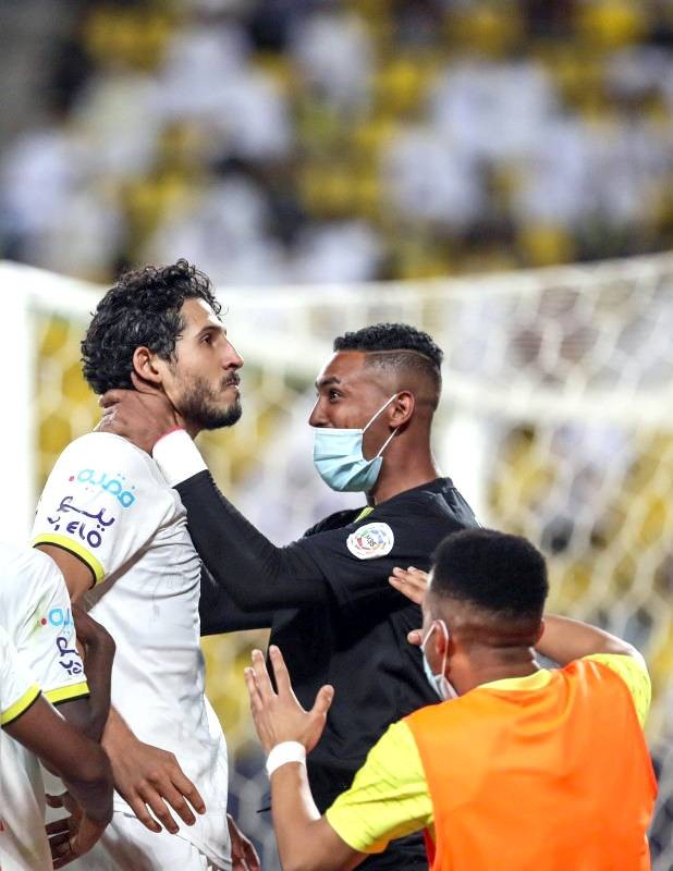 فرحة لاعبي الاتحاد بالفوز على النصر. (رابطة دوري المحترفين)