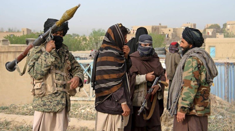عناصر مسلحة من حركة طالبان.