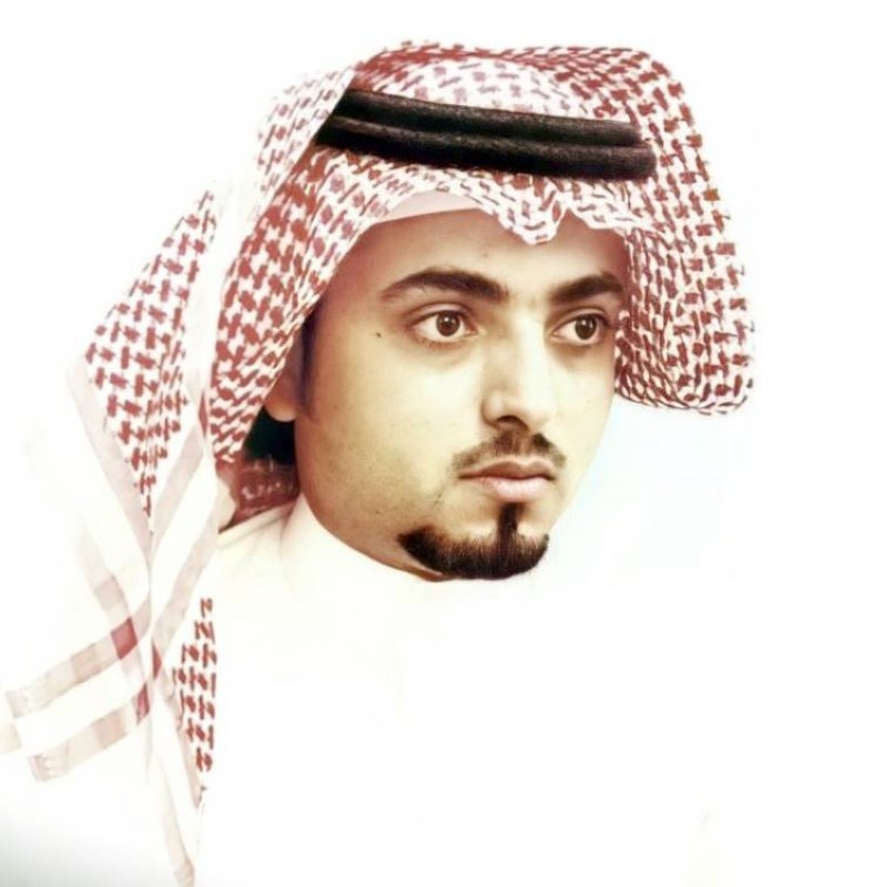 



علي قليل