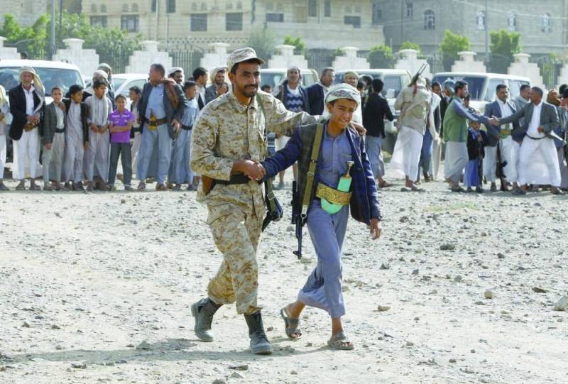 تجنيد الحوثي بالإكراه للسجناء والمدنيين في صنعاء.
