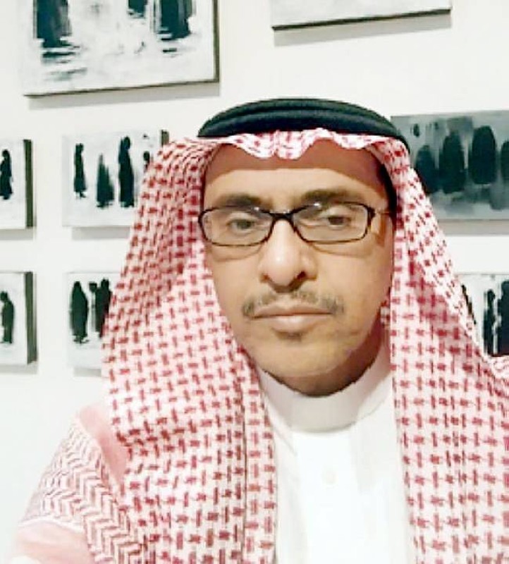 



الروائي السعودي عبدالعزيز الصقعبي