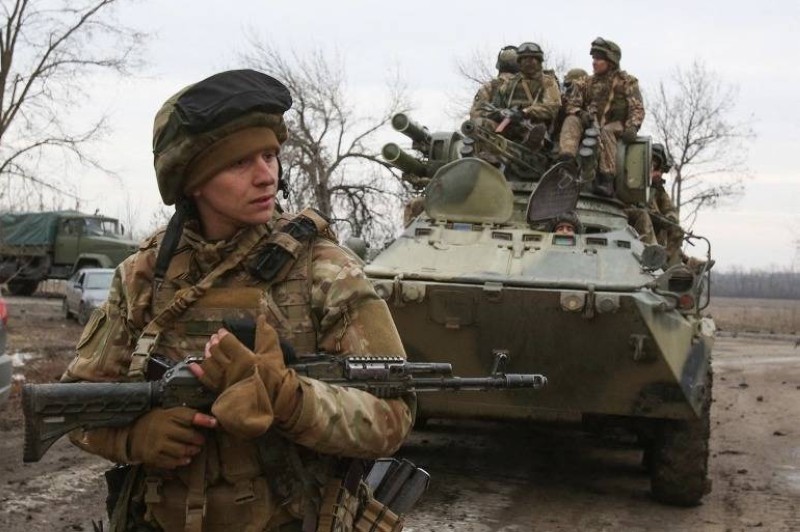 قوات أوكرانية في منطقة لوغانسك شرق البلاد