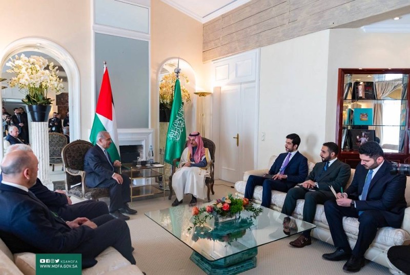 وزير الخارجية السعودي ورئيس وزراء فلسطين