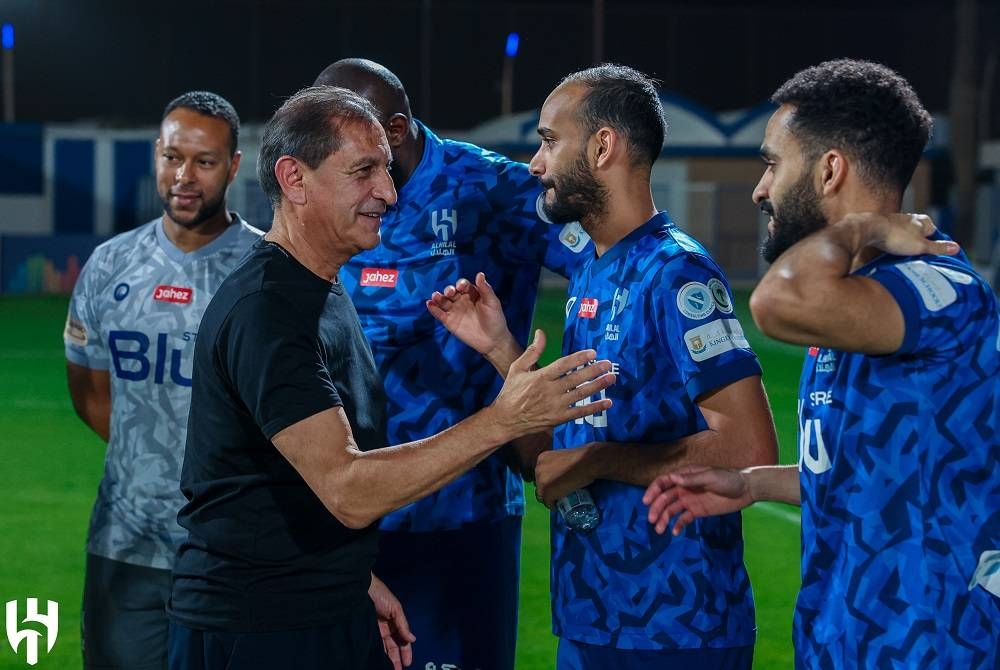 رامون دياز مودعا لاعبي الهلال