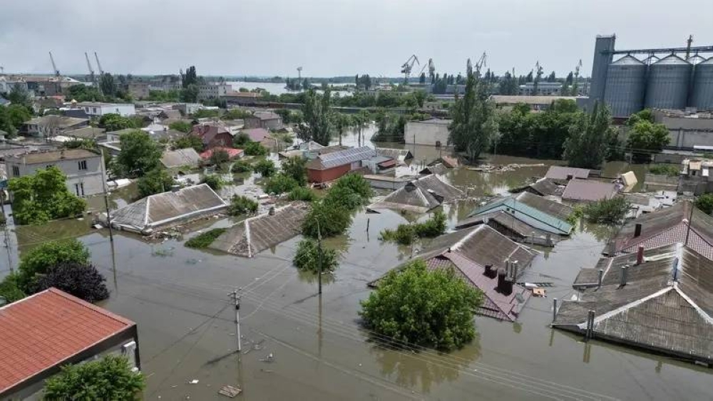 الفيضانات تغرق المنازل في جنوب أوكرانيا.