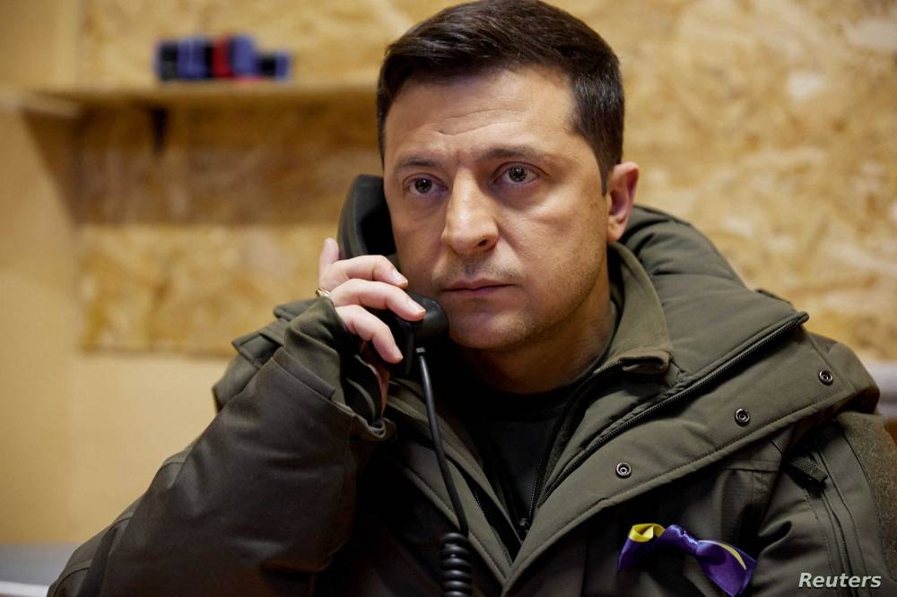 Ukrainian President Volodymyr Zelenskiy speaks on the phone with European Council President Charles Michel in the Donetsk region, Ukraine February 17, 2022. Ukrainian Presidential Press Service/Handout via REUTERS ATTENTION EDITORS - THIS IMAGE WAS PROVIDED BY A THIRD PARTY.