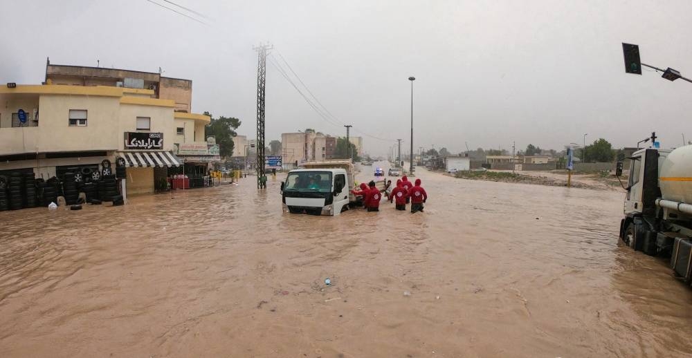 مدن ليبية تغرق بالمياه