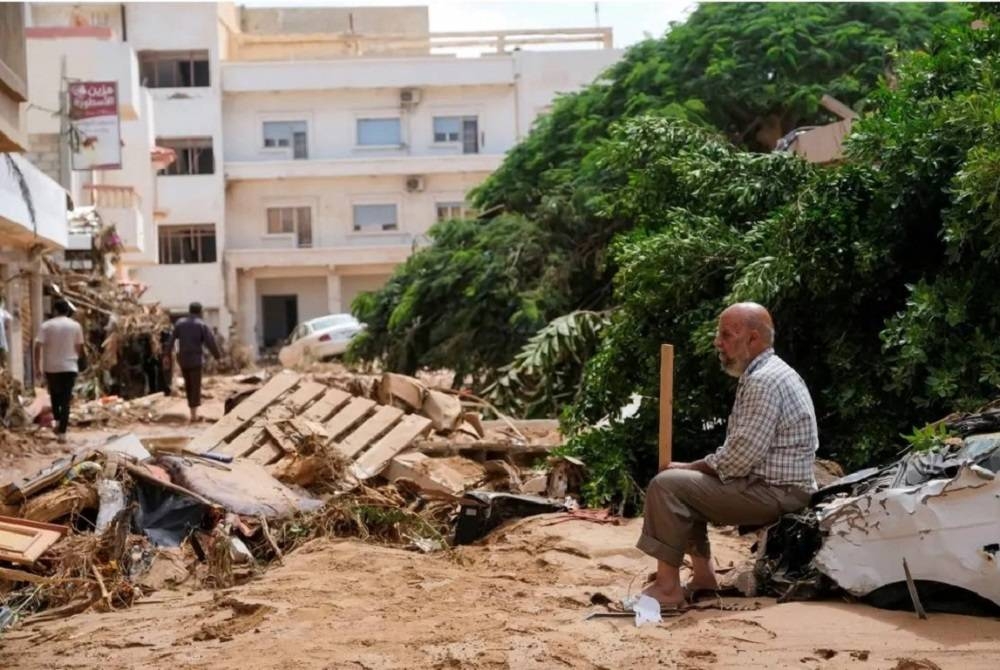 دمار هائل وخسائر كبيرة تسببت بها الفيضانات في ليبيا