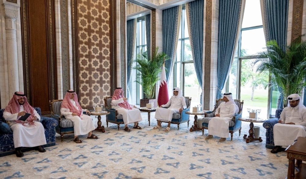 أمير قطر مستقبلا الأمير تركي بن محمد بن فهد