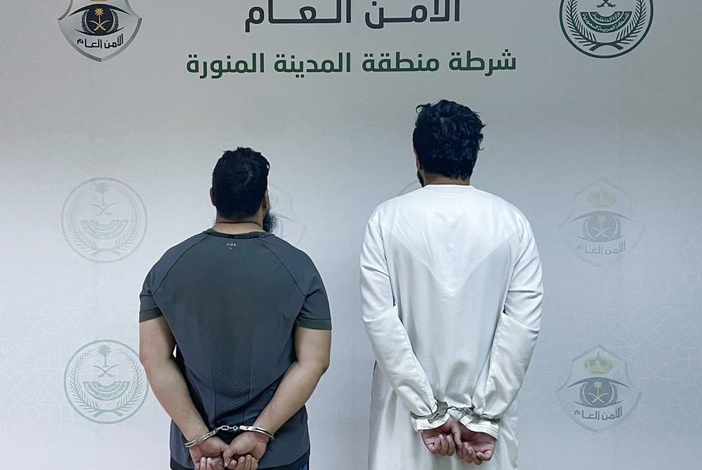 إحالة مقيم وزائر إلى «النيابة».. استوليا على 22 مليون ريال عبر 146 عملية احتيال مالي